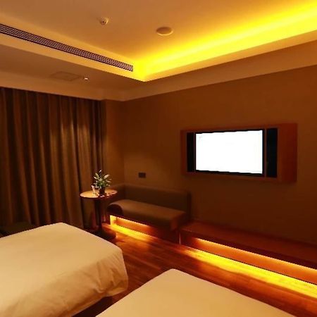 Qiuguo Hotel Beijing Biec & Airport Shunyi Exterior photo